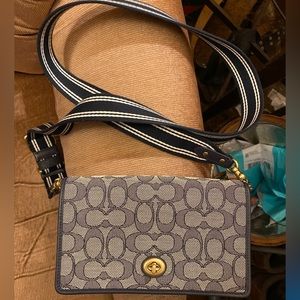 Coach crossbody